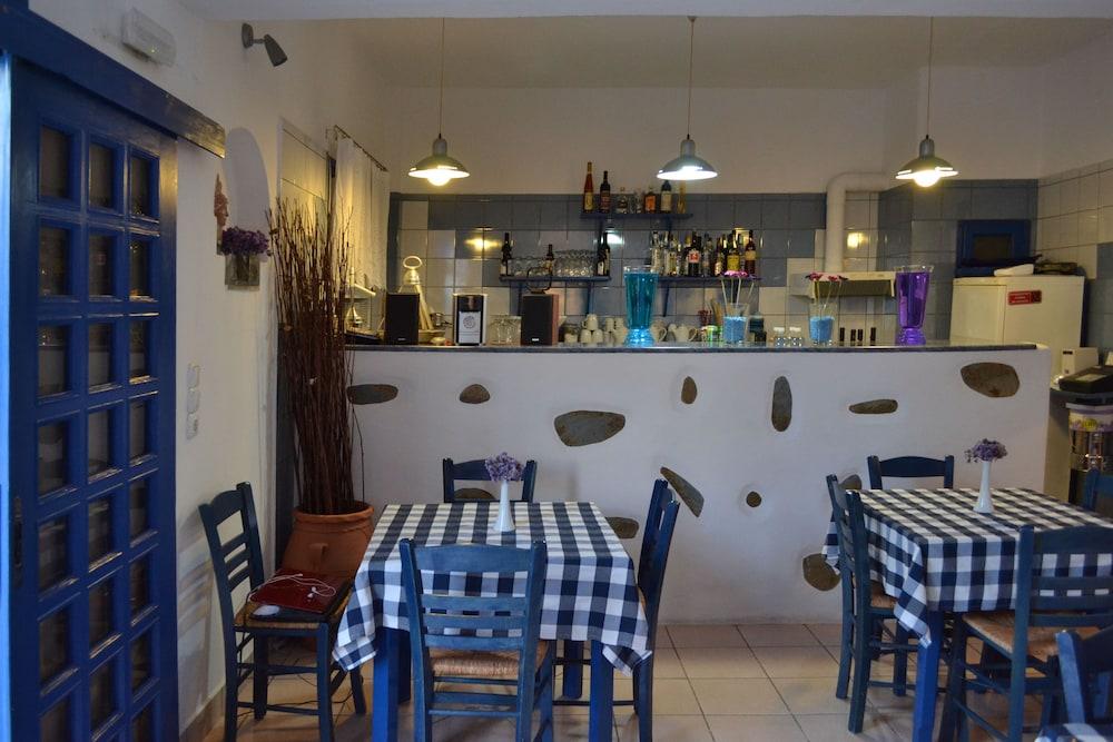Dilion Hotel Páros Zewnętrze zdjęcie